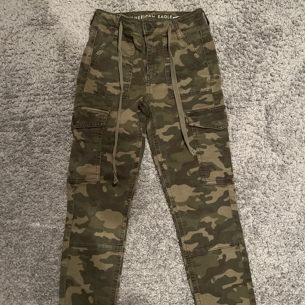 American Eagle Outfitters Women's Camo Jeans/Joggers